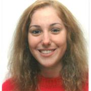 Studentessa universitaria di Scienze Politiche, disponibile per aiuto compiti a bambini e ragazzi